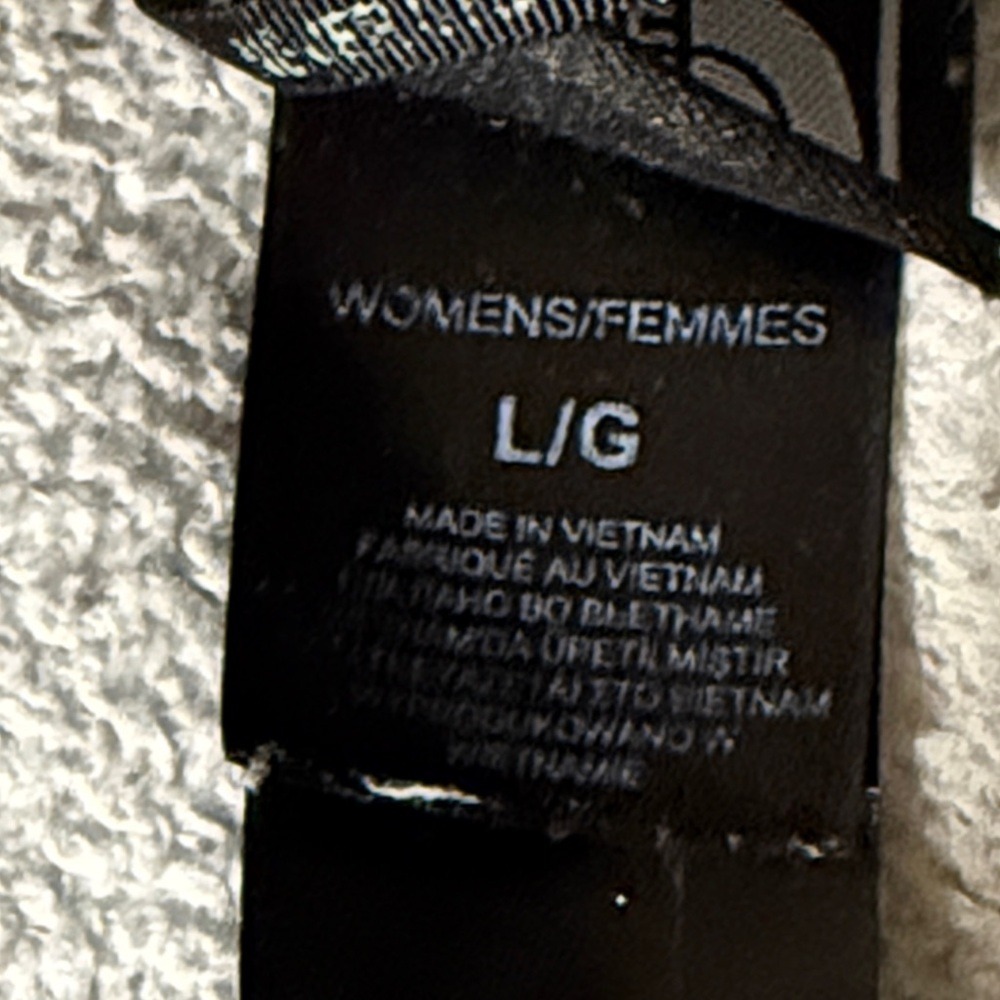 The North Face Women's Light Gray Fleece Jacket - Picture 3 of 12